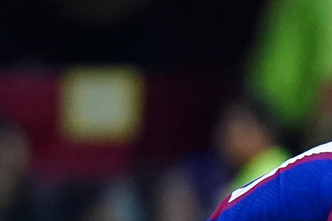 Alexia Putellas y Jonatan Giráldez, director técnico, durante un partido amistoso entre América y FC Barcelona.