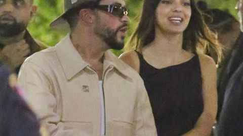 Bad Bunny y Kendall Jenner llegando al concierto de Drake en Los Ángeles.