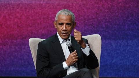 Barak Obama se encuentra bajo la crítica de los ciudadanos a quienes gobernó hace años