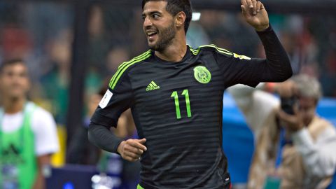 Carlos Vela en festejo de gol durante el juego de las eliminatorias de la Concacaf rumbo a la Copa Mundial Rusia 2018.