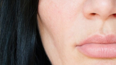 Cómo reafirmar la piel del rostro después de perder mucho peso
