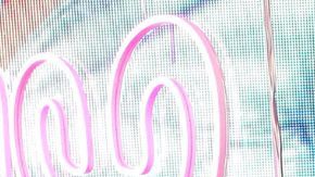 Fotografía de Andrea Escalona y Erik Rubín genera polémica