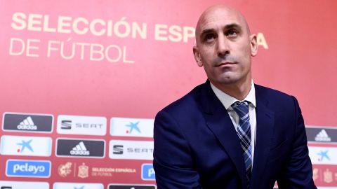 Luis Rubiales sigue envuelto en polémicas.