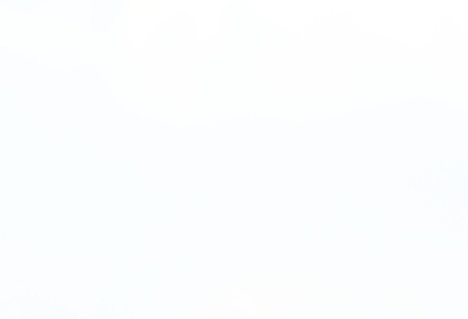 El exfutbolista mexicano Rafael Márquez posa para una foto en la grilla con el equipo Red Bull Racing antes del Gran Premio de F1 de México en el Autódromo Hermanos Rodríguez el 27 de octubre de 2019. Foto: Mark Thompson/Getty Images.