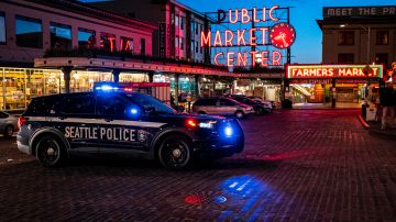 Tres muertos y seis heridos en tiroteo registrado en salón de narguiles al sur de Seattle
