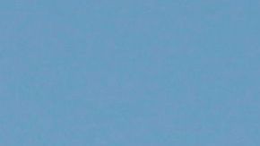 Rescataron a mujer y a bebé que quedaron atrapados cerca de las boyas colocadas por Texas en el río Bravo