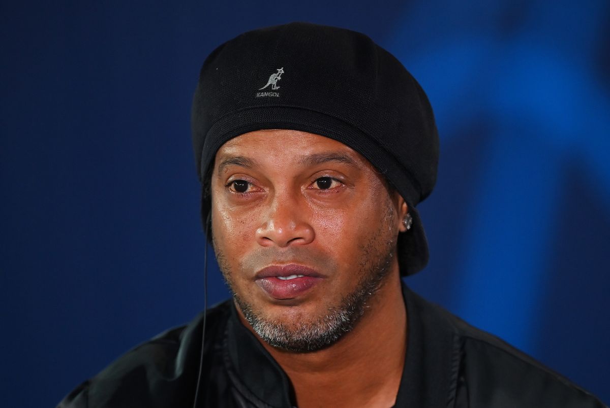 Ronaldinho fue acusado de estafar varios millones de dólares.