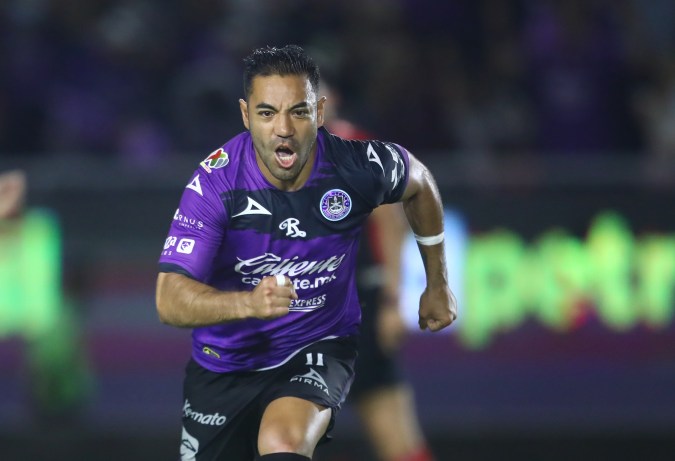 Marco Fabián en su etapa con Mazatlán. Sergio Mejia- Getty Images.