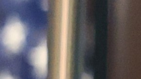 Gobernador de Illinois firma prohibición de la publicidad de armas de fuego que sea atractiva para niños