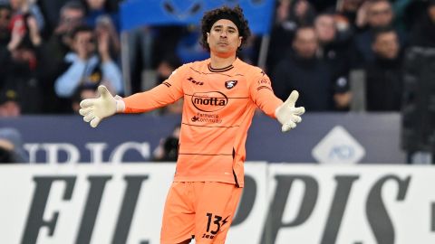 Guillermo Ochoa, arquero mexicano actualmente en el Salernitana de la Serie A italiana.