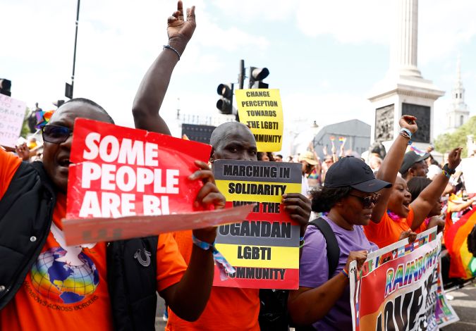 Hombre en Uganda de 20 años se enfrenta a posible pena de muerte acusado de “homosexualidad agravada”
