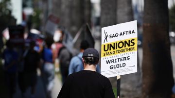 Los trabajadores de la ciudad de Los Ángeles se sumarán con su paro a las huelgas que están ocurriendo en California.