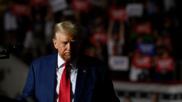Donald Trump durante un mitin político en Erie Insurance Arena el 29 de julio de 2023 en Erie, Pensilvania.
