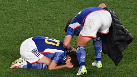 Japón falló un penal que los metía de nuevo en la serie.