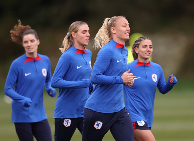 WELLINGTON, NEW ZEALAND - AUGUST 10: Stefanie Van Der Gragt of Netherlands during a Netherlands training session during the the FIFA Women's World Cup Australia & New Zealand 2023 at Martin Luckie Park on August 10, 2023 in Wellington, New Zealand. (Photo by Catherine Ivill/Getty Images)