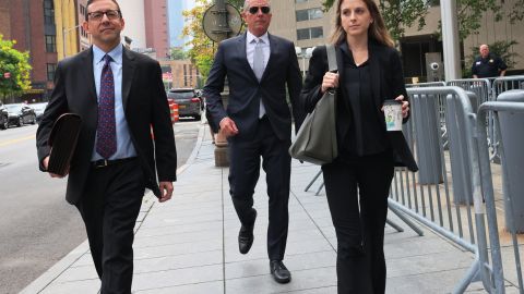 Exagente de contraingeligencia del FBI se declaró culpable de ayudar a un oligarca ruso cercano a Putin