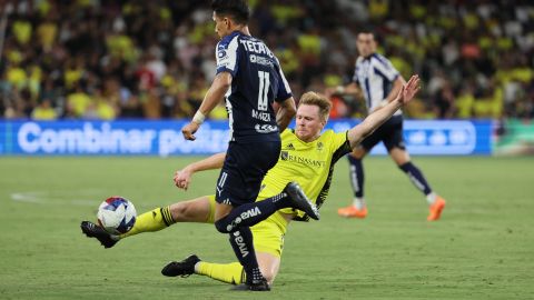 Los hechos ocurrieron al finalizar el partido entre los Rayados de Monterrey y Cruz Azul.