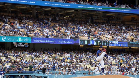 Julio Urías.