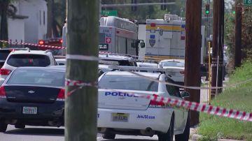 Tiroteo en Florida: Identifican al pistolero que mató a tres personas por motivos raciales en Jacksonville