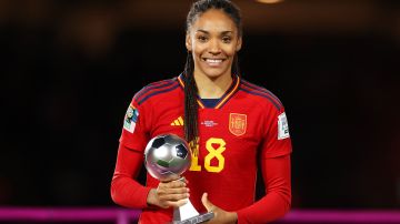 Paralluelo se convirtió en la Copa del Mundo femenina en una de las jugadoras más importantes de España y consiguió convertirse en la primera jugadora en ganar tres mundiales en categorías distintas.