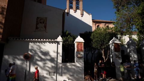 Fachada de la iglesia donde Ángeles Bejar se encerró para realizar su huelga de hambre.