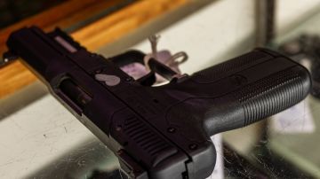 Niño de 5 años muere tras dispararse de forma accidental con arma en Indiana