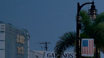 Videos muestran la fuerza del huracán Idalia que tocó tierra en Florida