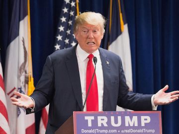 Scott Hall, uno de los 18 imputados junto a Trump por el fraude electoral en Georgia, se entrega a las autoridades
