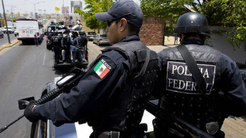 Enfrentamientos al oeste de México dejaron dos sicarios muertos y cinco policías heridos