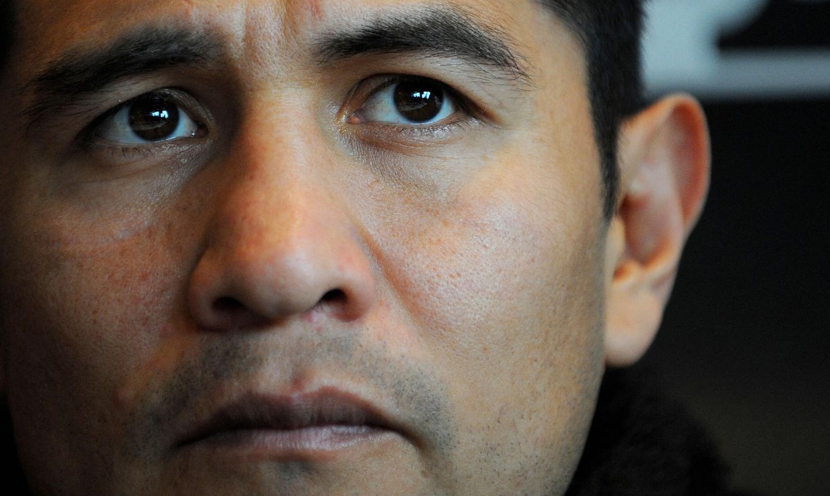Marco Antonio Barrera ve a Canelo Álvarez como favorito.