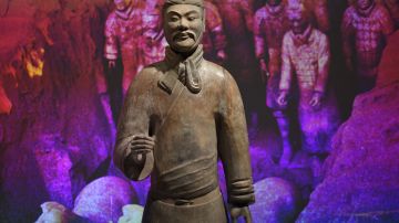 Arqueólogos temen abrir la tumba del primer emperador chino