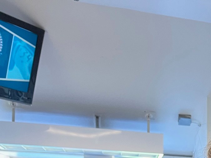 La cantante Lupita Infante, con su mamá Marisol, expresó orgullo por ser parte de la ceremonia a Valenzuela.