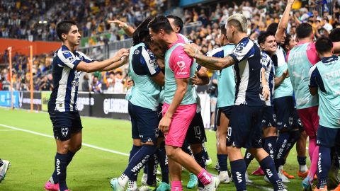 Jugadores de Rayados en festejo de gol en la Leagues Cup.