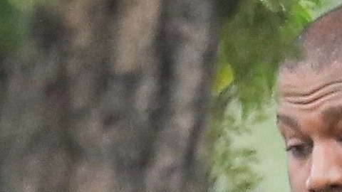 Kanye West y Bianca Cesnori paseando por DTLA.