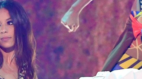 Natti Natasha en los Premios Juventud 2021.