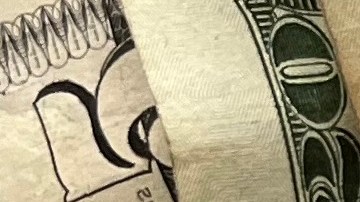 El Banco de México proyecto que a finales del 2023, el dólar podría tener un valor máximo de $17.90 pesos.