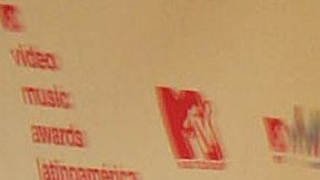 Silvina Luna en los MTV Video Music Awards Latin America.