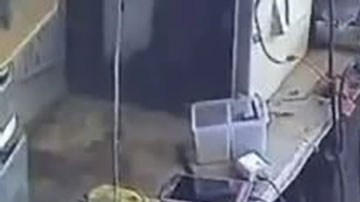 Policía torturando a detenido en México