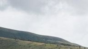 El Monumento a la Mitad del Mundo es uno de los lugares turísticos más característicos de Quito.