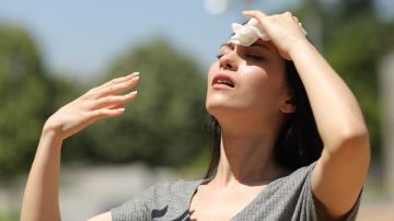 Cómo el calor extremo afecta su salud física y mental: síntomas