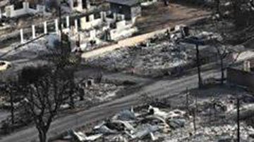 La impresionante imagen de la casa que sobrevivió a los incendios de Maui, en Hawái