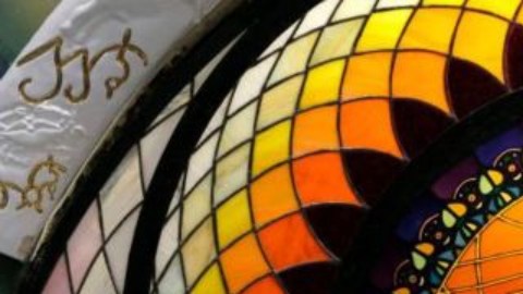 Mosaico de vidrio Tiffany.