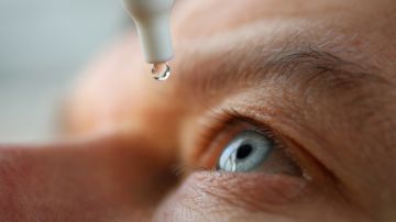 Hongos y bacterias: la FDA alerta sobre uso de gotas para ojos en EE.UU.
