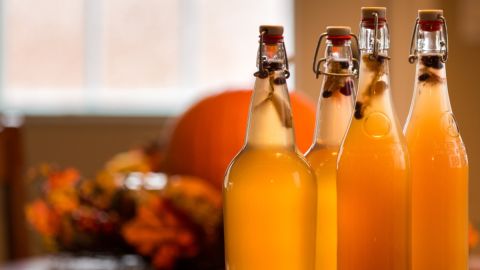 Beber kombucha puede reducir los niveles de azúcar en la sangre: estudio