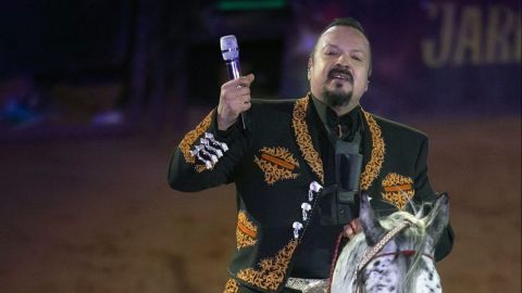 Pepe Aguilar escribe polémico mensaje tras burlas de Alejandro Fernández | Mezcalent.