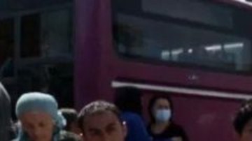 Miles de personas han llegado a Goris, ciudad localizada en el sudeste de Armenia.