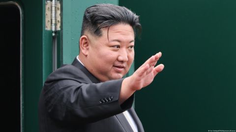 Kim Jong-un deja Rusia a bordo de su tren blindado, con drones kamikaze y reconocimiento de regalo