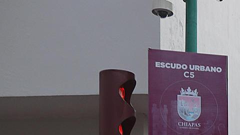 Procesión de migrantes pidió al gobierno de México que les permitan transitar de forma regular a EE.UU.