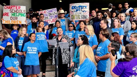 Myrna Castrejón, presidenta y directora ejecutiva de la Asociación de Escuelas Chárter de California (CCSA), lamentó la decisión del LAUSD.