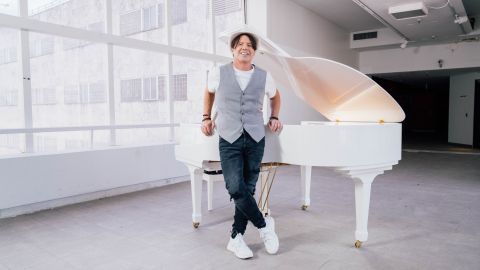 El pianista y compositor se dejó cautivar por el ritmo dominicano. /Cortesía